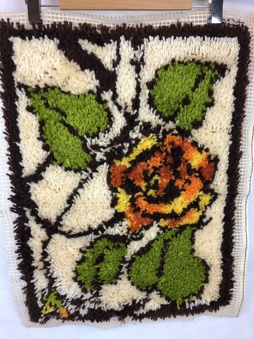 Boho Vintage Latch Hook Rug 18" x 24" Shag Floral Rose Wall Hanging